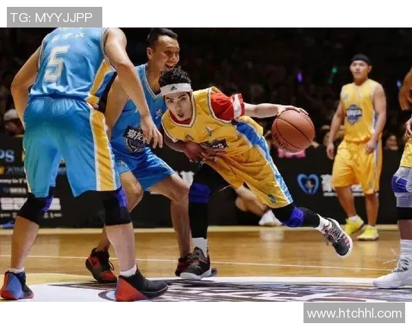 从足球场到篮球场 球星之间的跨界对比与相似之处分析 从足球场到篮球场 球星之间的跨界对比与相似之处分析